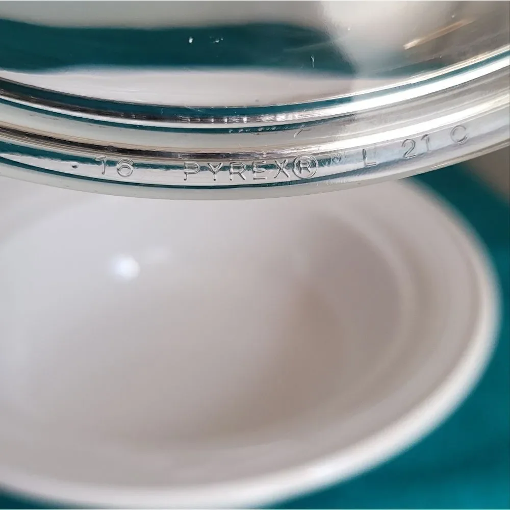 Corning L21-04 vintage bowl